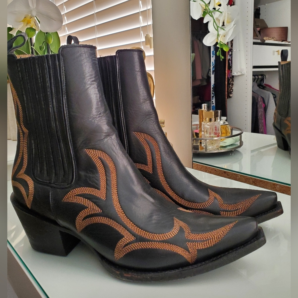 Stetson Black Leather Ankle Boots NWT